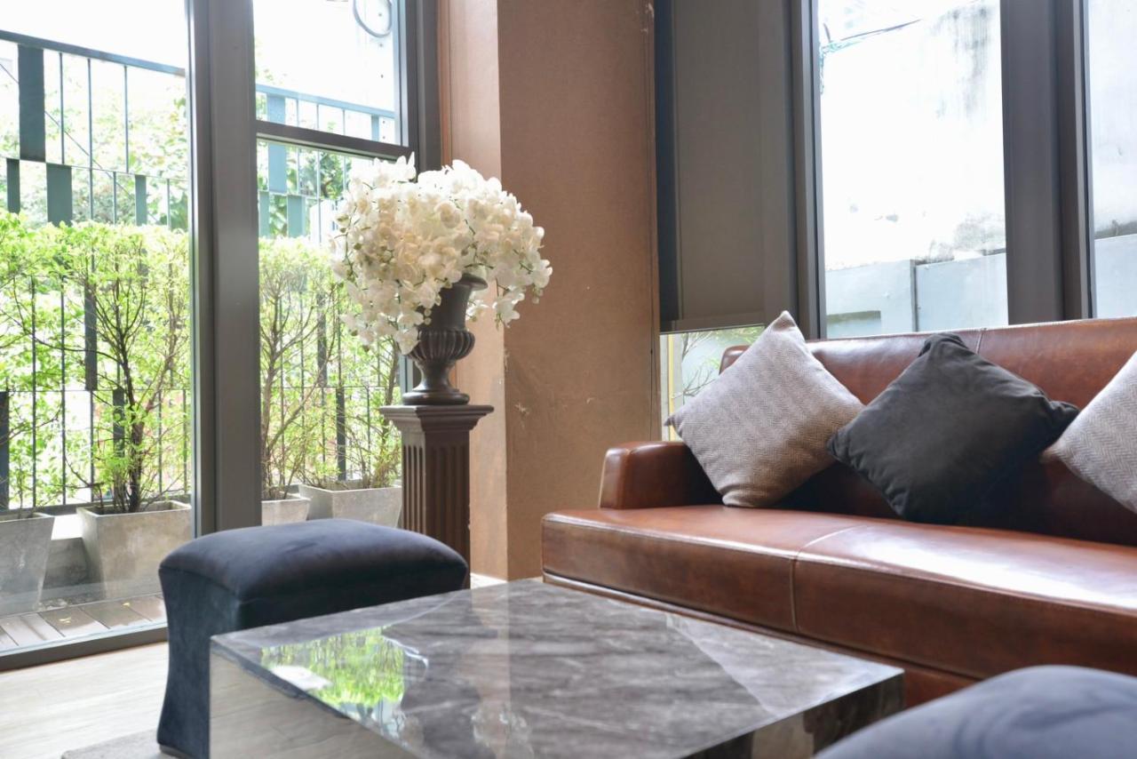 Dazzle Sukhumvit 7 By Lefoyer Apartment Bangkok Ngoại thất bức ảnh