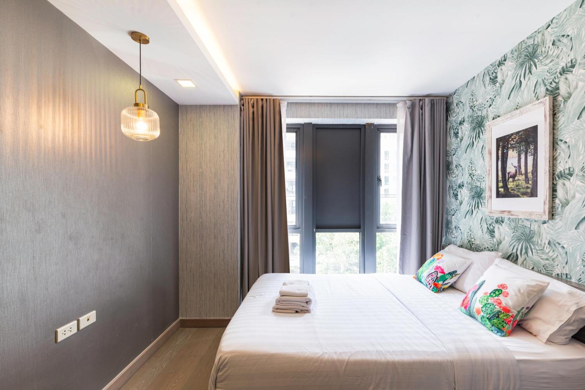 Dazzle Sukhumvit 7 By Lefoyer Apartment Bangkok Ngoại thất bức ảnh