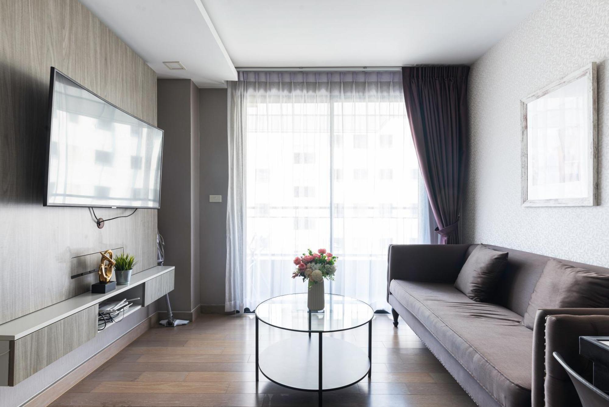 Dazzle Sukhumvit 7 By Lefoyer Apartment Bangkok Ngoại thất bức ảnh